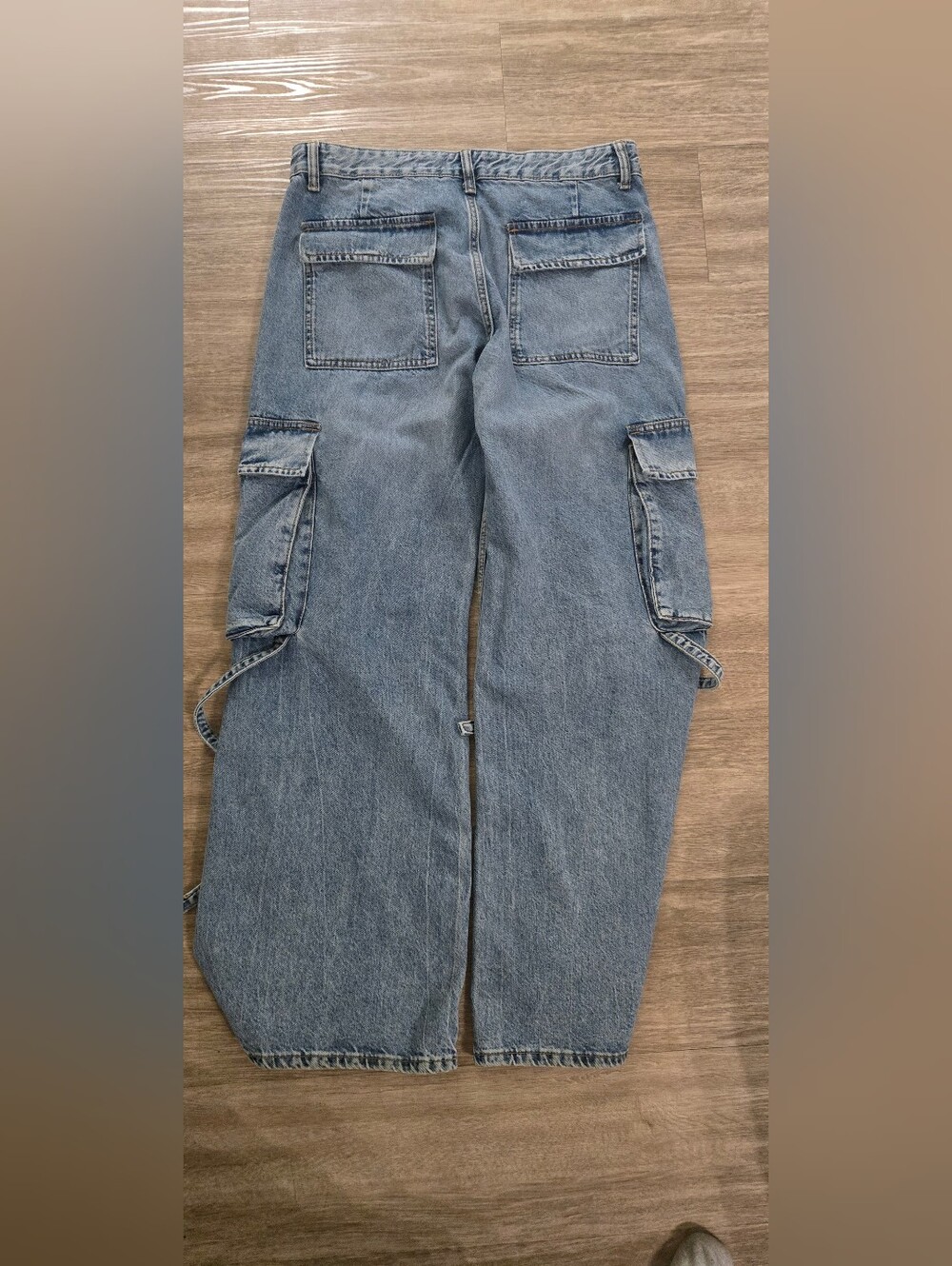 Zara Wide Leg Cargo Jeans Light Wash Size 10 Utility Y2K - Picture 2 of 3